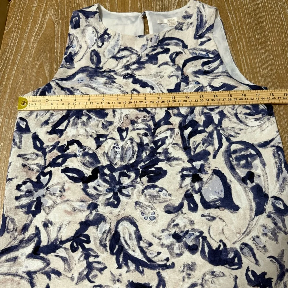 C&E Sleeveless Abstract Artsy Floral Blouse Top Women's Small Keyhole Career - Picture 7 of 10